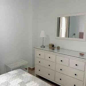 Felisa Apartment